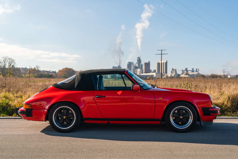 Porsche 911 Carrera 3.2
