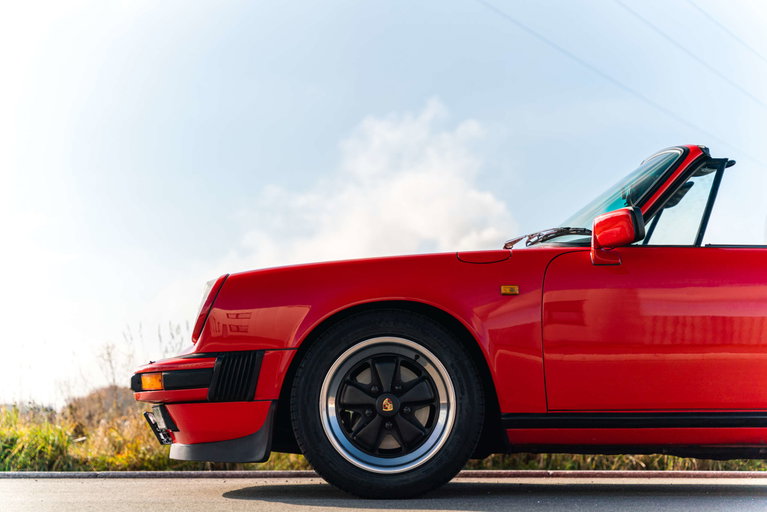 Porsche 911 Carrera 3.2