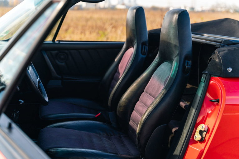 Porsche 911 Carrera 3.2