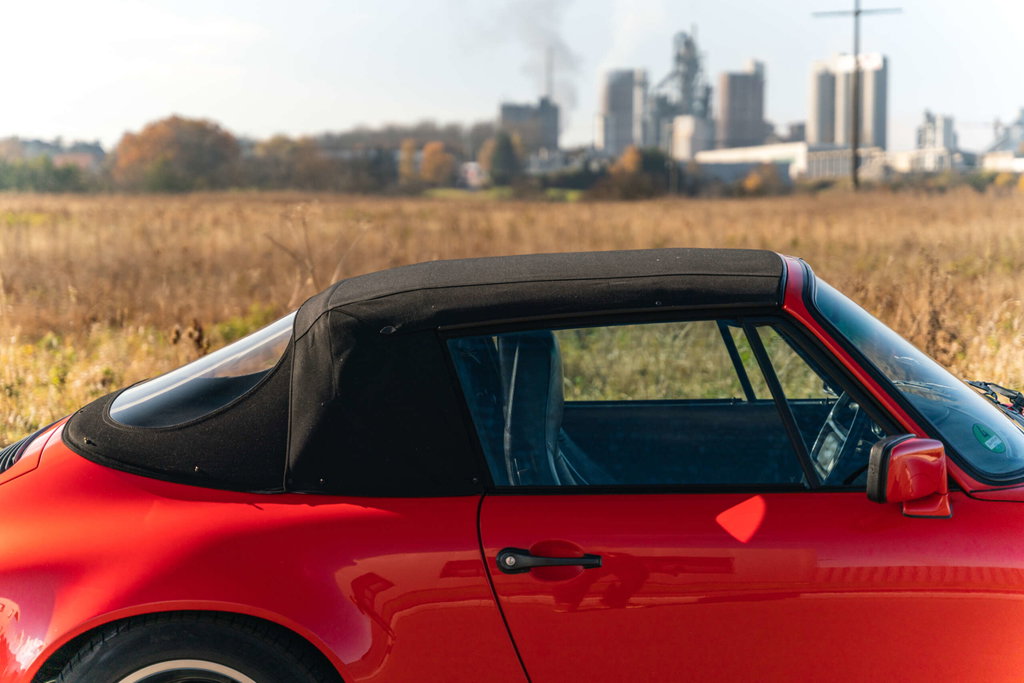 Porsche 911 Carrera 3.2