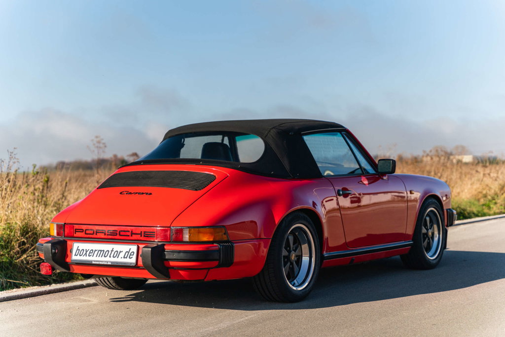 Porsche 911 Carrera 3.2