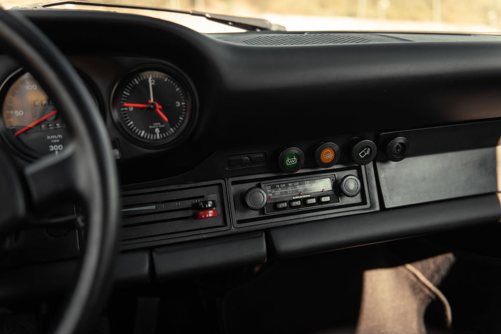 Porsche 911 Carrera 2,7