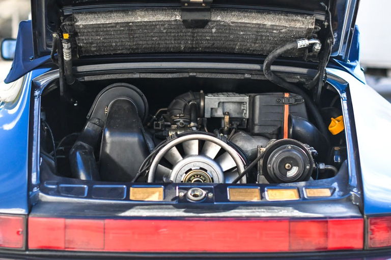 Porsche 911 Carrera 3.2