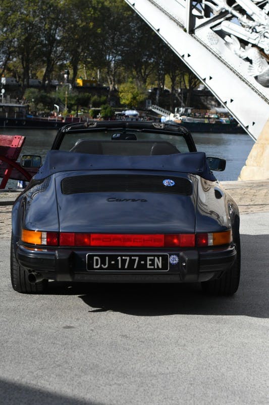 Porsche 911 Carrera 3.2