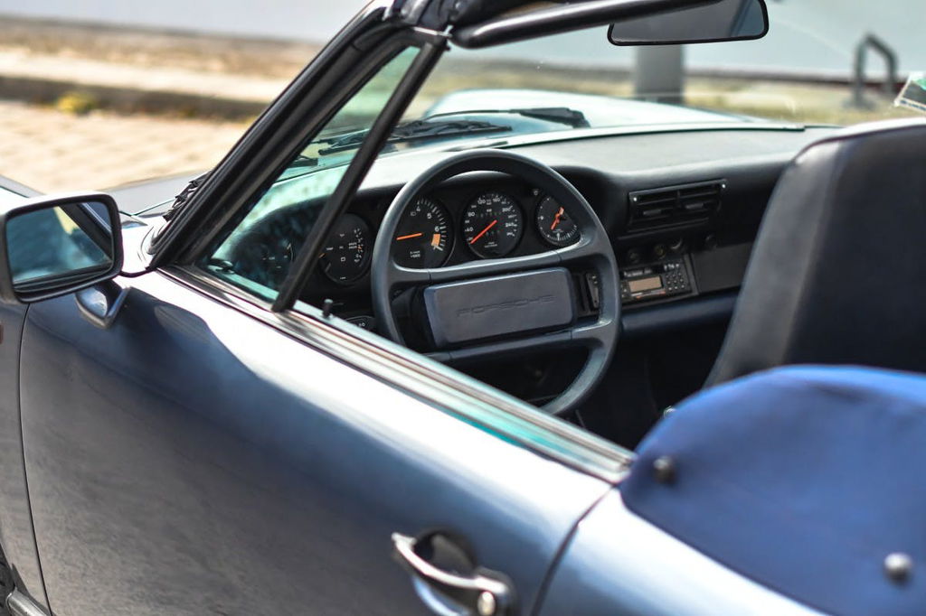 Porsche 911 Carrera 3.2