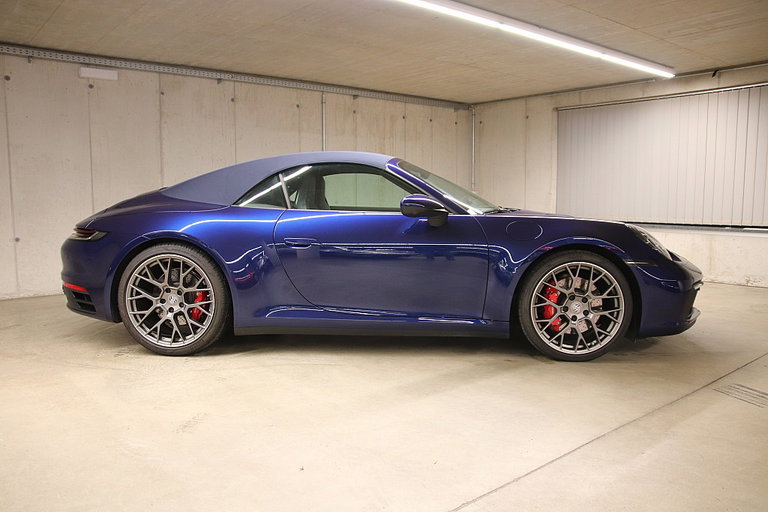 Porsche 992 Carrera 4S