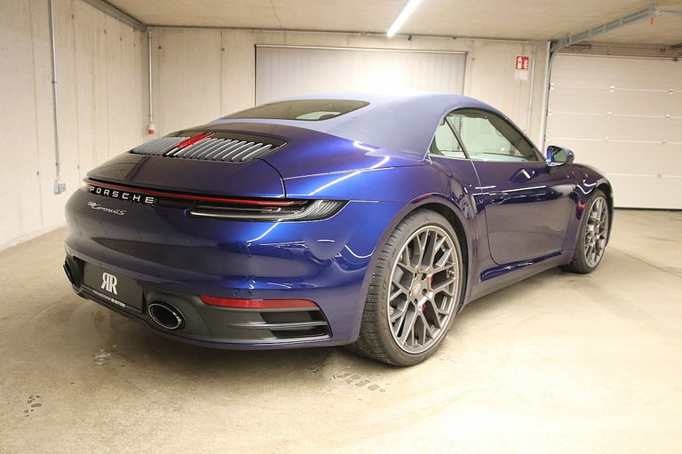 Porsche 992 Carrera 4S