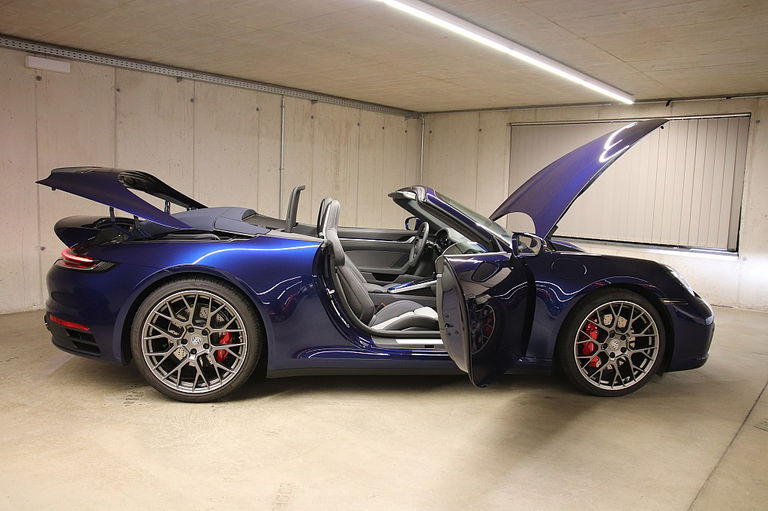 Porsche 992 Carrera 4S