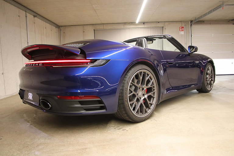 Porsche 992 Carrera 4S