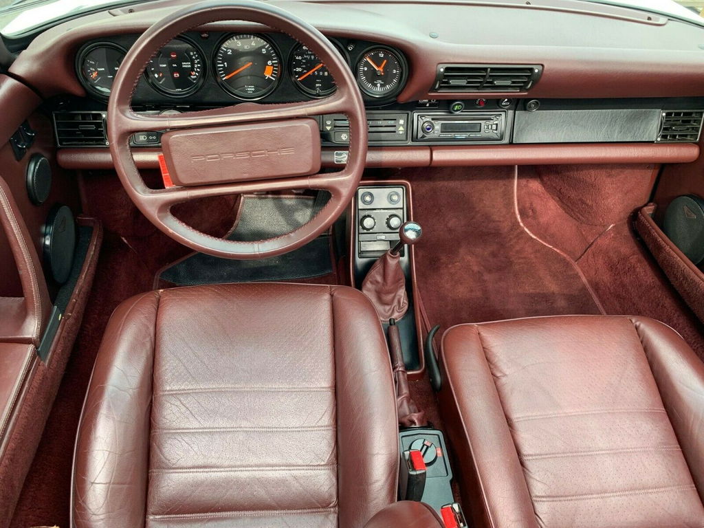 Porsche 911 Carrera 3.2 (US)