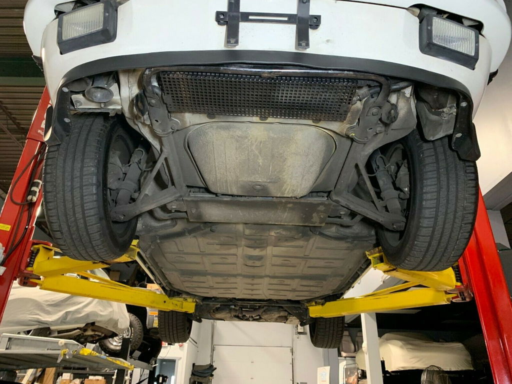 Porsche 911 Carrera 3.2 (US)