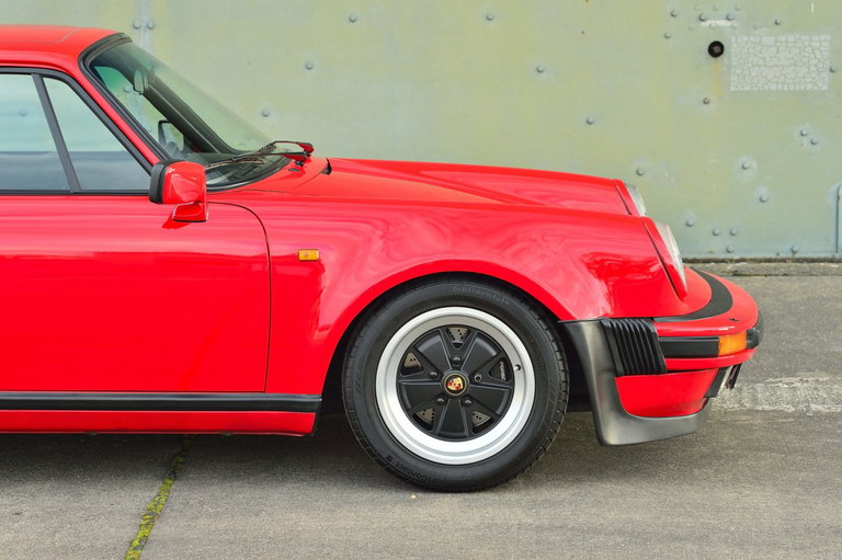 Porsche 911 Carrera 3.2 Supersport