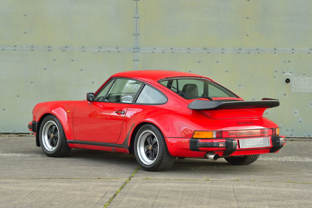 Porsche 911 Carrera 3.2 Supersport
