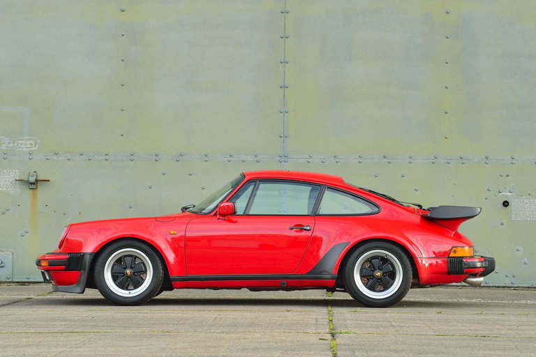 Porsche 911 Carrera 3.2 Supersport