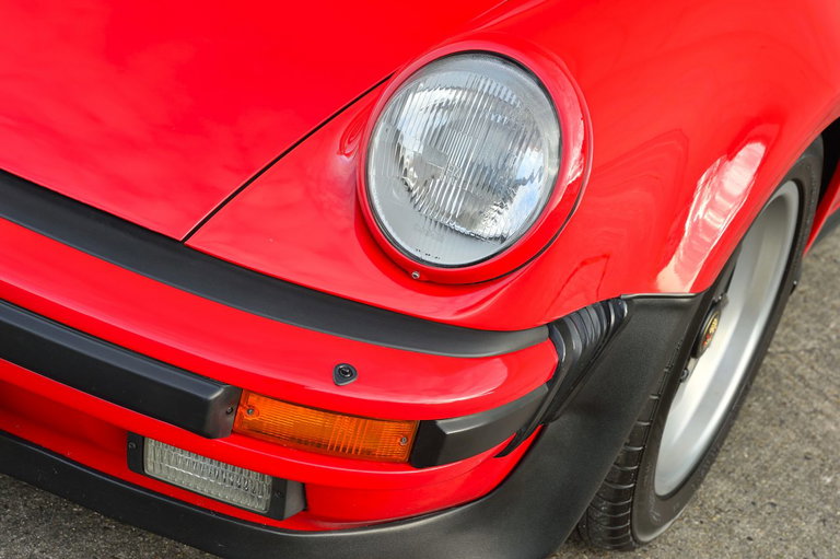 Porsche 911 Carrera 3.2 Supersport