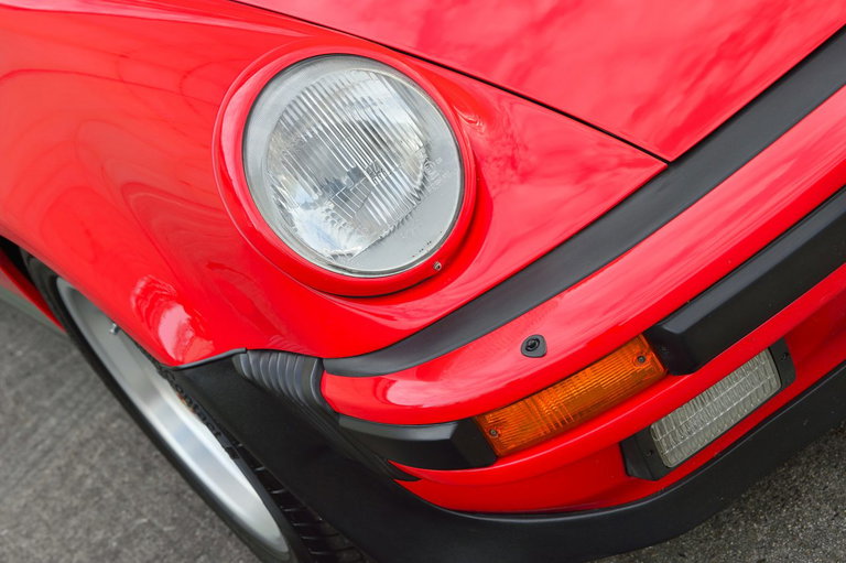 Porsche 911 Carrera 3.2 Supersport
