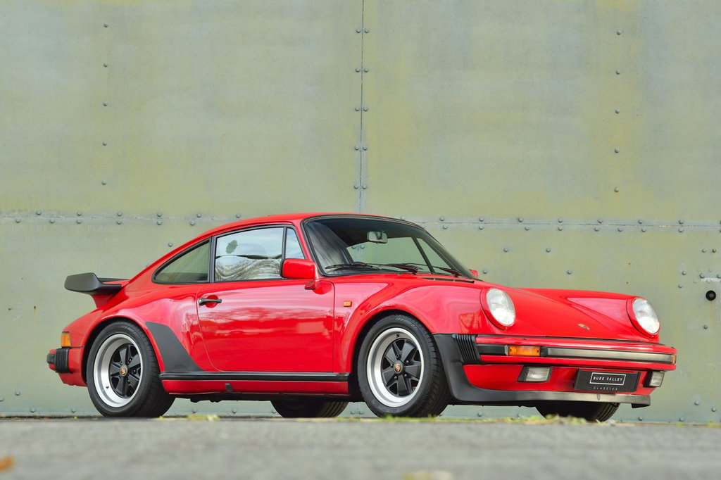 Porsche 911 Carrera 3.2 Supersport