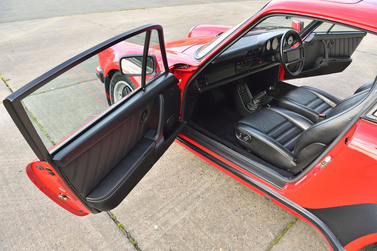 Porsche 911 Carrera 3.2 Supersport