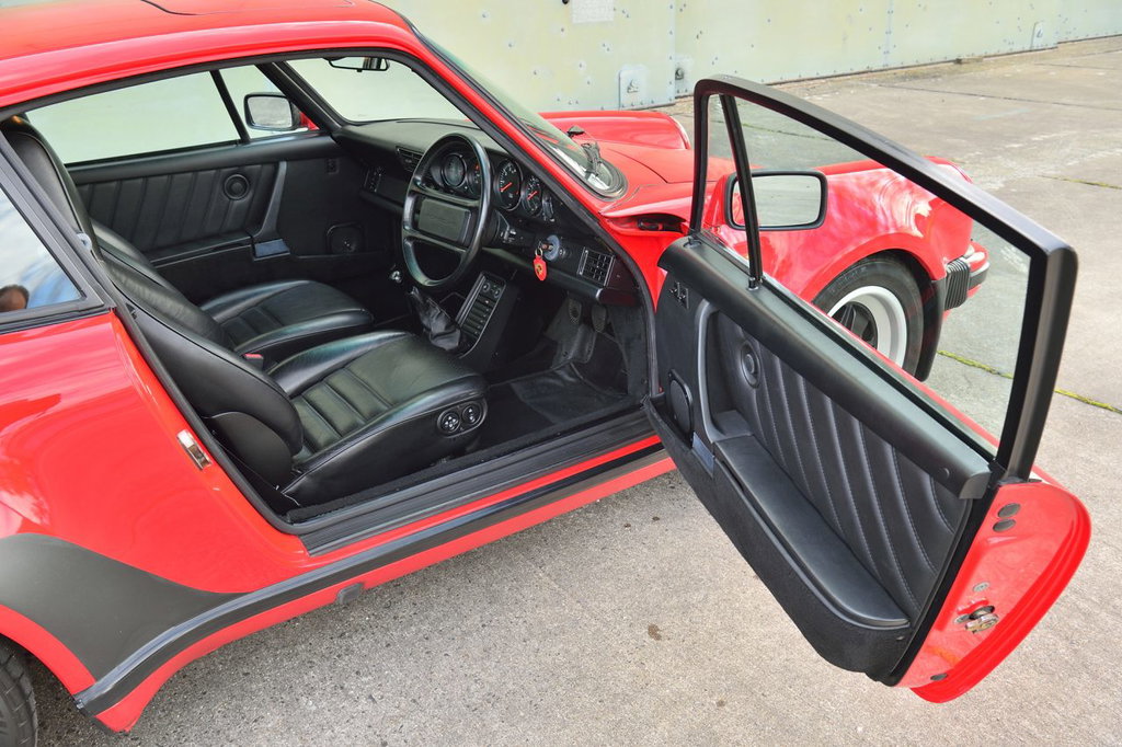 Porsche 911 Carrera 3.2 Supersport