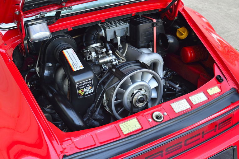 Porsche 911 Carrera 3.2 Supersport