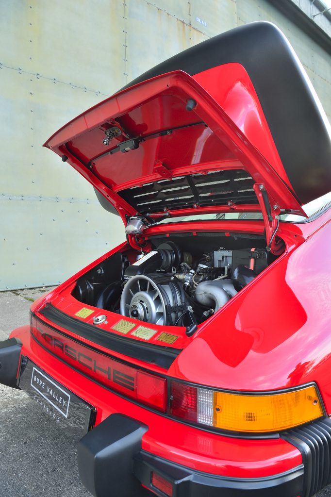 Porsche 911 Carrera 3.2 Supersport