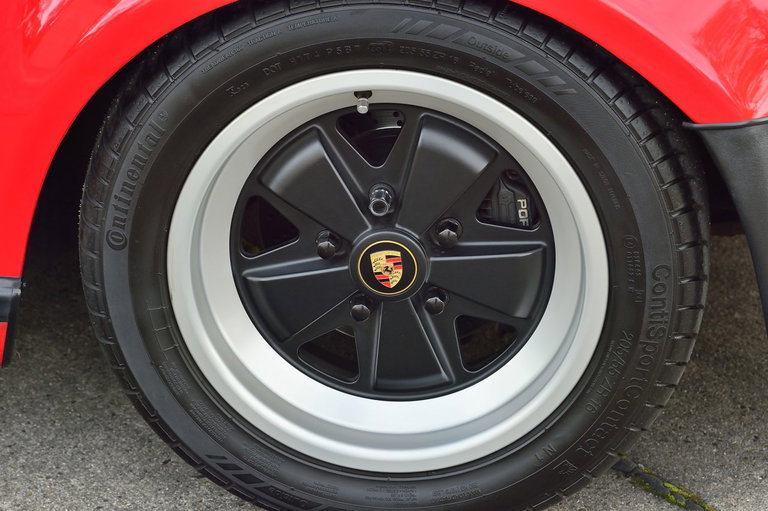 Porsche 911 Carrera 3.2 Supersport