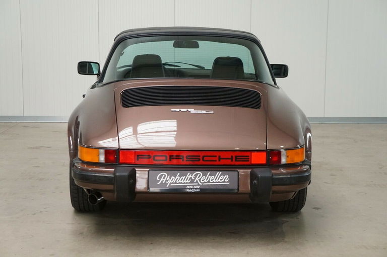 Porsche 911 SC