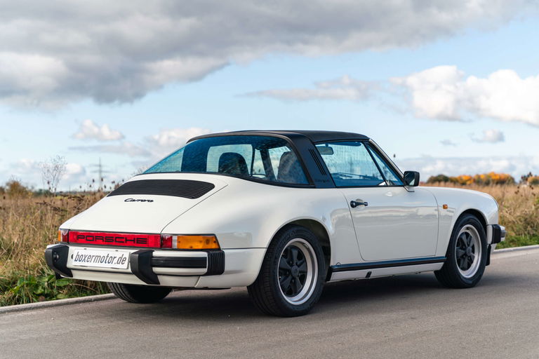 Porsche 911 Carrera 3.2