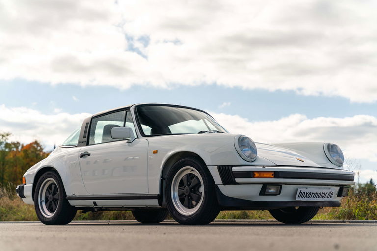 Porsche 911 Carrera 3.2