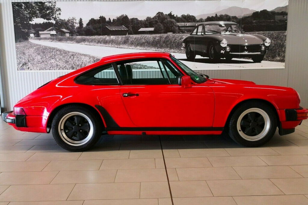 Porsche 911 Carrera 3.2 (US)