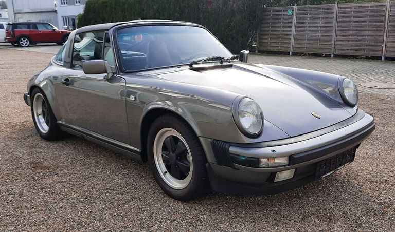 Porsche 911 Carrera 3.2