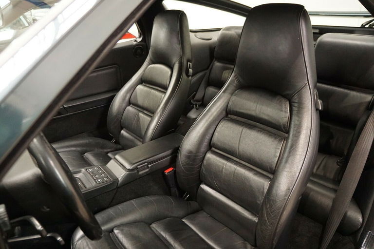 Porsche 928 GTS