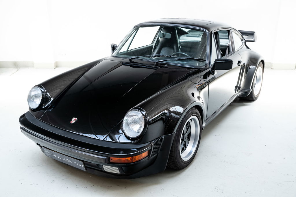 Porsche 911 Turbo 3.3 (US)