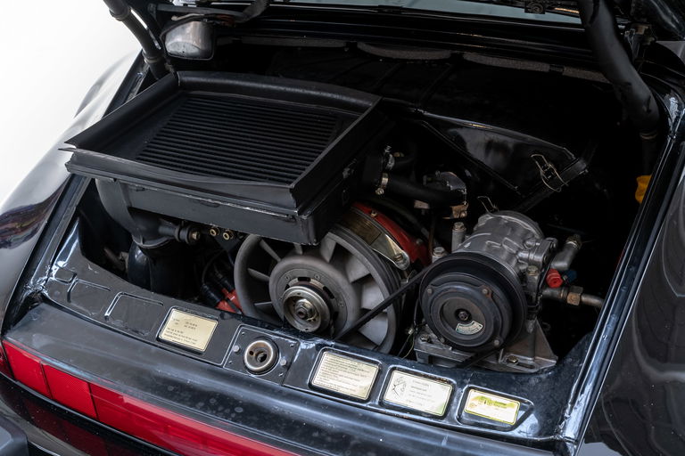 Porsche 911 Turbo 3.3 (US)