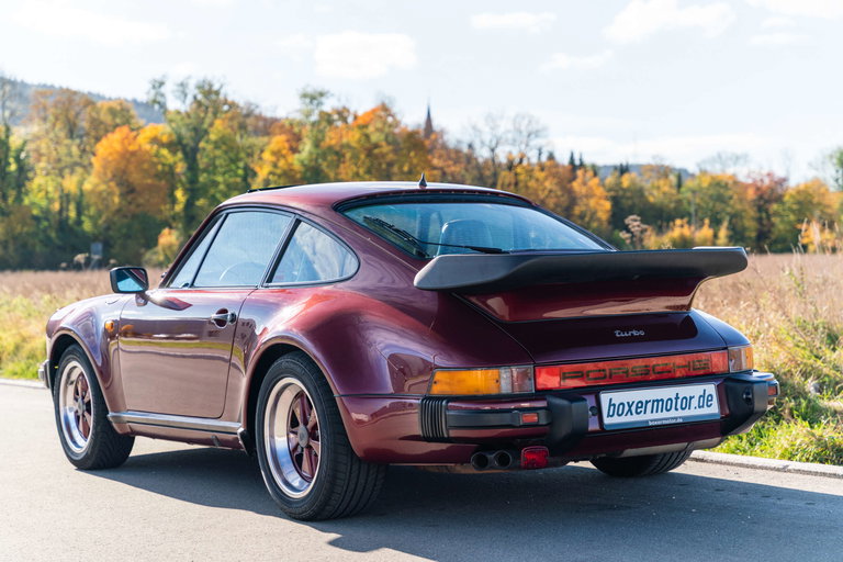 Porsche 911 Turbo 3.3