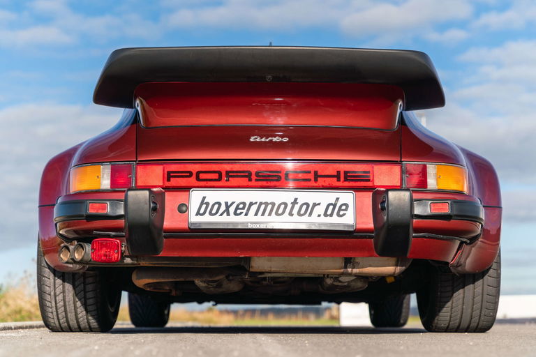 Porsche 911 Turbo 3.3