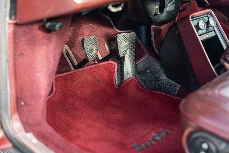 Porsche 911 Turbo 3.3