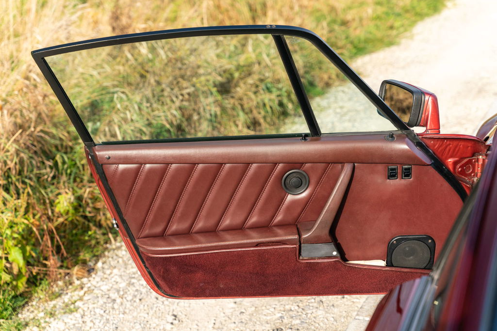 Porsche 911 Turbo 3.3