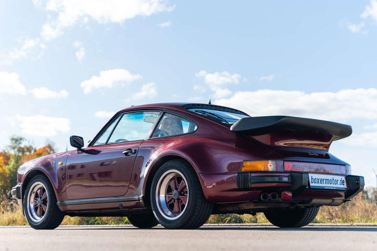 Porsche 911 Turbo 3.3