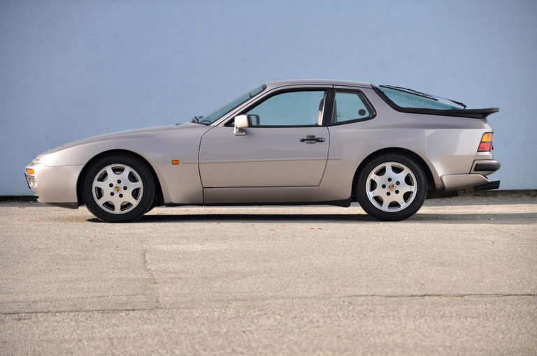 Porsche 944 Turbo S Coupé