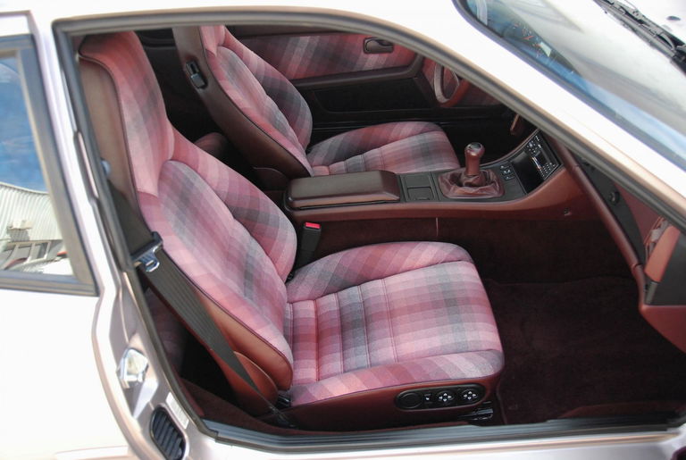 Porsche 944 Turbo S Coupé