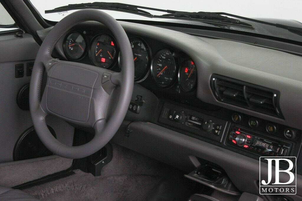 Porsche 964 Carrera 4