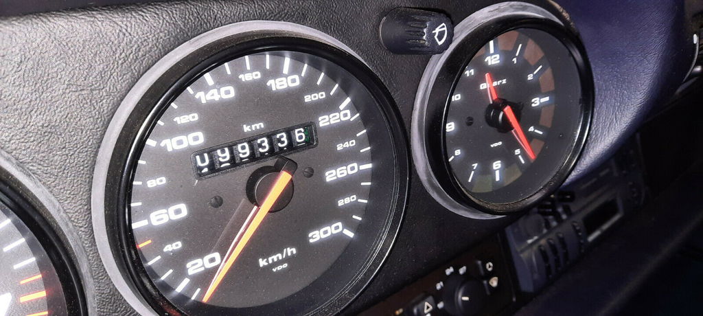 Porsche 964 Carrera 2