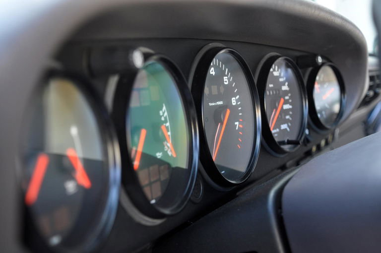 Porsche 964 Carrera 4