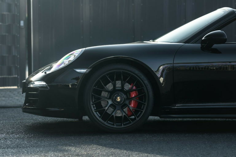 Porsche 991 Carrera 4 GTS