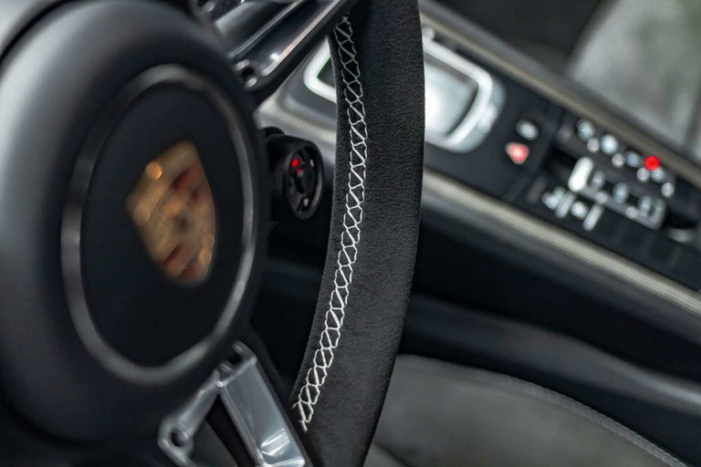Porsche 991.2 Carrera 4 GTS