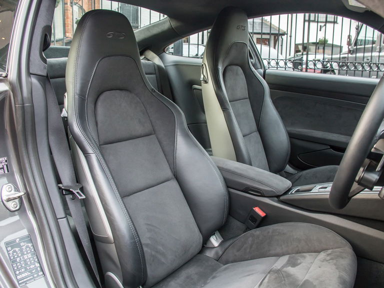 Porsche 991.2 Carrera 4 GTS