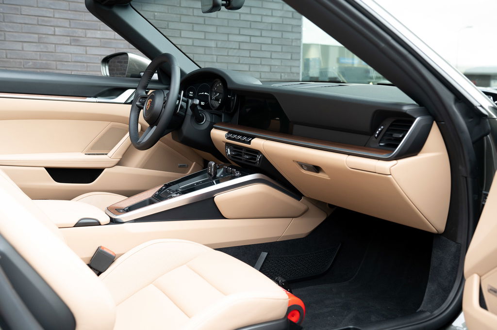 Porsche 992 Targa 4S
