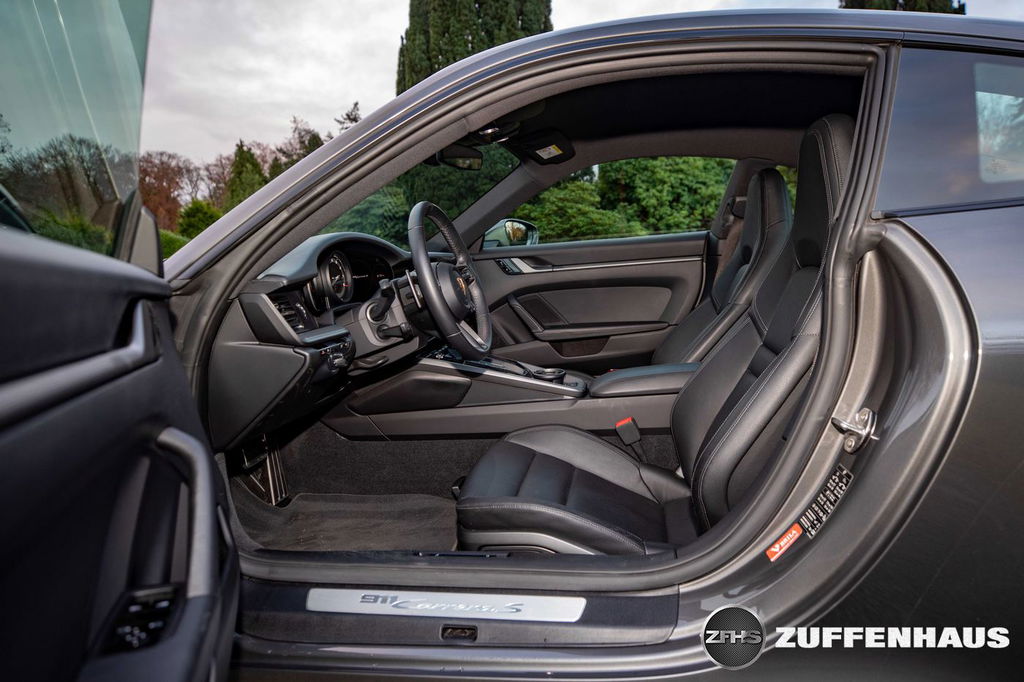 Porsche 992 Carrera S