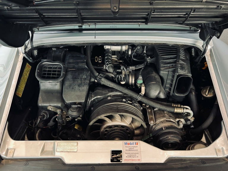 Porsche 993 Carrera 4